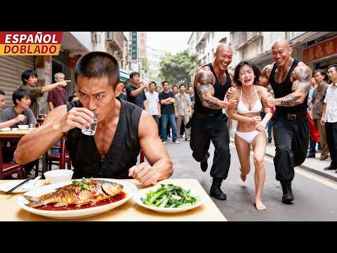 [Doblado Esp] Matón maltrata a una chica, sin saber que un Policía Encubierto estaba a su lado.