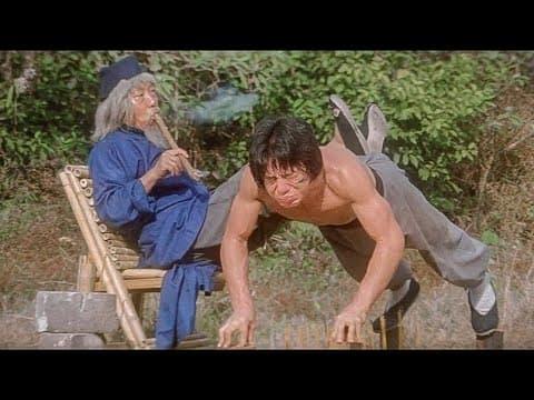 شاب ضعيف اتعلم فن قتال سري مميت دمر بيه كل أعدائه وانتقم لصديقه العزيز ! | ملخص فيلم