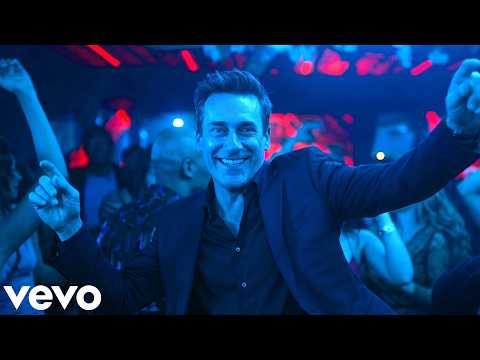 Kato Feat. Jon - Turn The Lights Off (Tyy Techno Remix) | Jon Hamm - Club Dance Scene