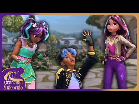 ¡Rory siempre se ve atrapado en medio! | Academia Unicornio 🦄