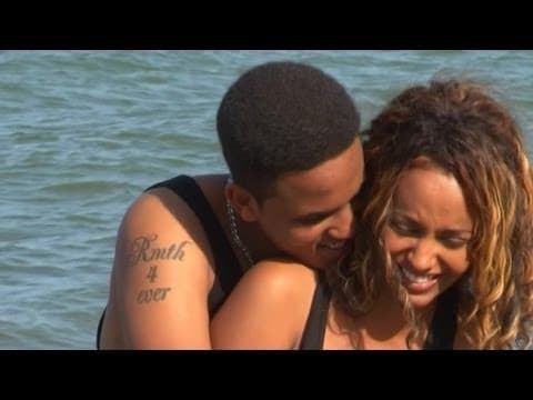 Eritrea - Robel Michael - Mezekerta Non Stop - (Official Music Video) - New Eritrean Music 2015