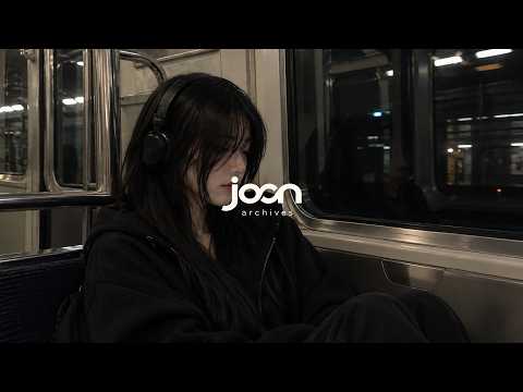 𝐏𝐥𝐚𝐲𝐥𝐢𝐬𝐭 | Songs that hit different with headphones on 🌙 Night Vibes · Chill Hip-Hop · R&B