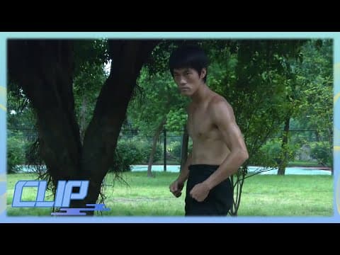 Brutal knee counter with real combat intensity — Bruce Lee.