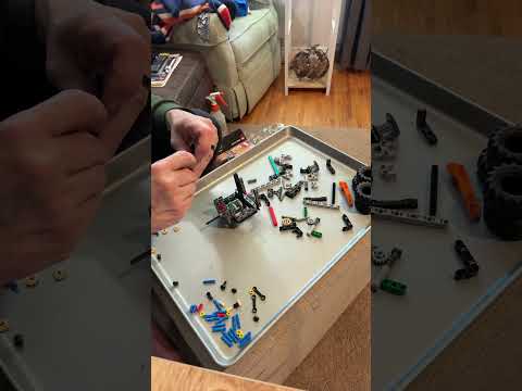 LEGO Build 42227 Jeep Wrangler Rubicon #lego #ilovelego #jeep #jeepwrangler #pizza #aliens #yourmom