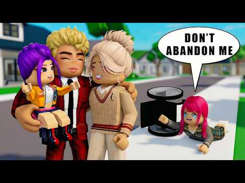 A DISABLED ORPHAN GIRL Got ABANDONED On The Street...|✨Roblox Family Roleplay✨